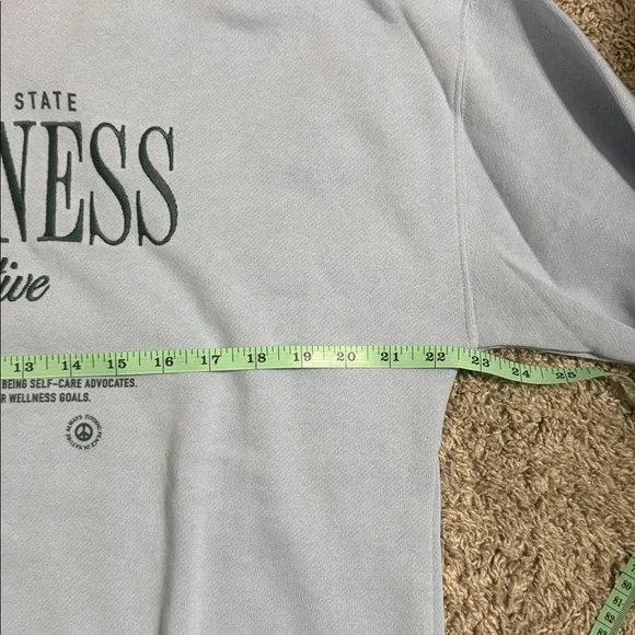 Old Navy Sweatshirt - Picture 7 of 9